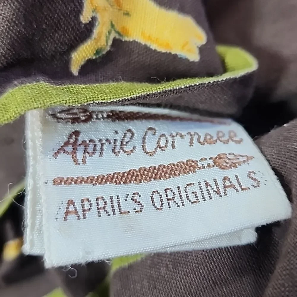 April Cornell Farm House Chicken & Rooster Tablecloth Napkins Chocolate Brown